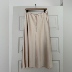 Abercrombie & Fitch Cream Mid Rise Satin Maxi Skirt